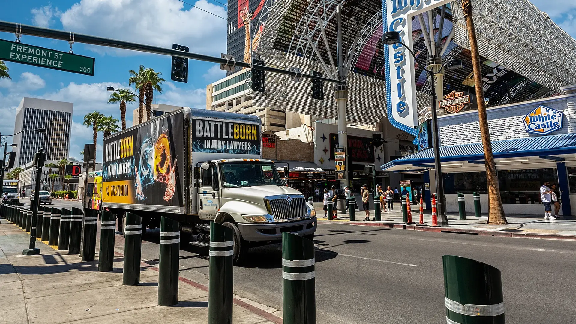 The Benefits of Mobile Billboards for Personal Injury Lawyers